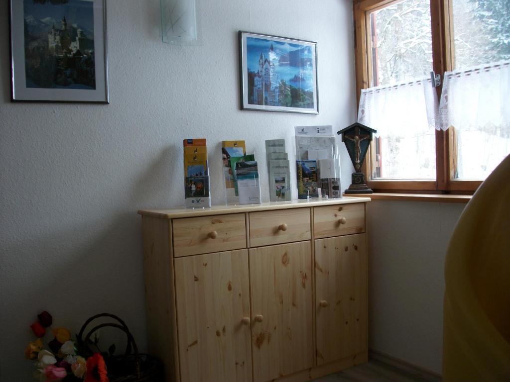 Apartamento Haus Alpenrose Schwangau Exterior foto